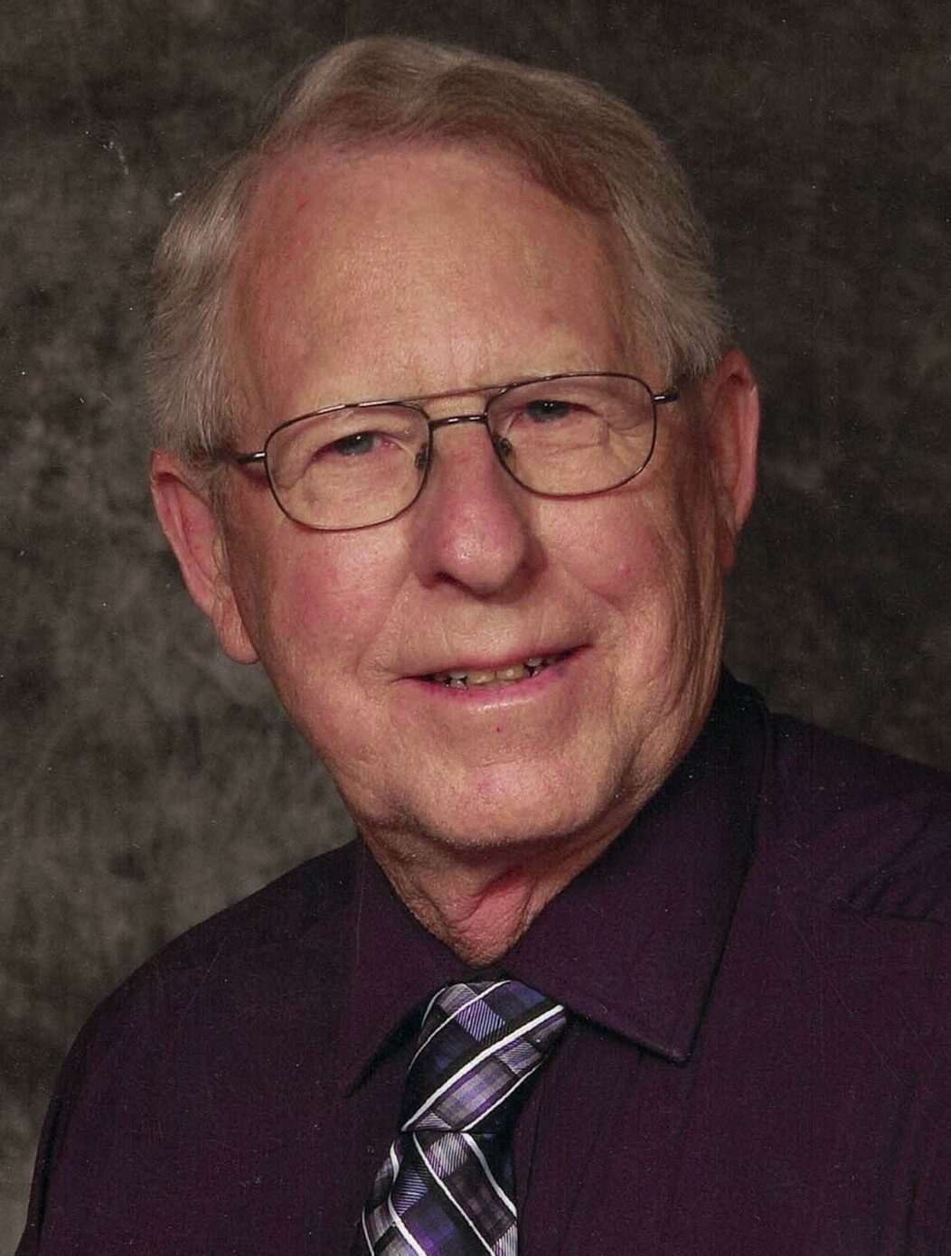 Douglas
            Kerry 
            
            Smith
