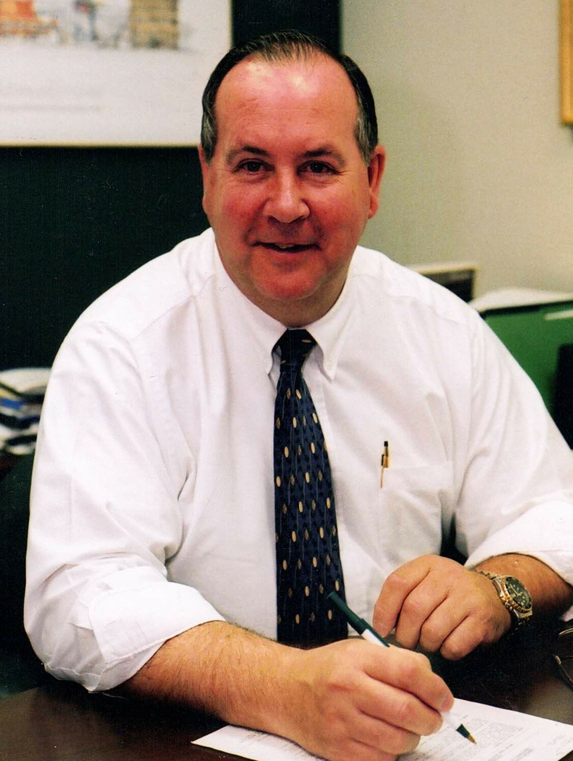 Rodger
            
            
            James